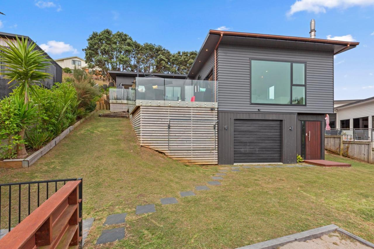 R And R At Robertson - Raglan Holiday Home Exterior photo